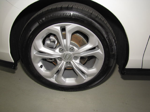 Certified 2025 Honda Accord LX image 47