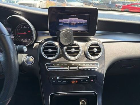 Used 2017 Mercedes-Benz GLC 300 4MATIC image 13