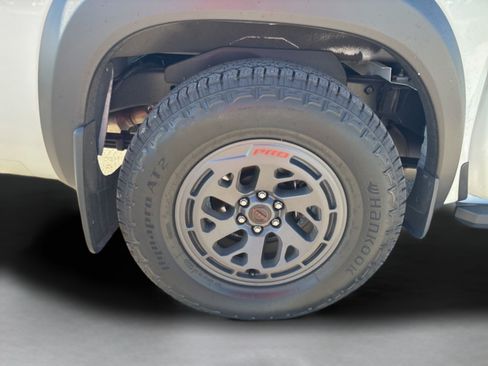 Used 2026 Nissan Frontier Pro-X w/ Pro-X Convenience Package RWD image 50