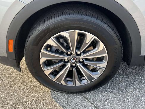Used 2024 Buick Envision Preferred AWD/4WD image 10