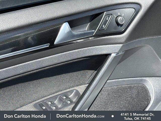 Used 2017 Volkswagen GTI S FWD image 12