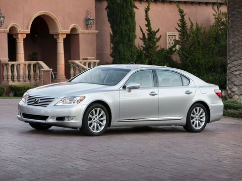 Used 2010 Lexus LS 460 L RWD image 1