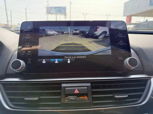 Used 2022 Honda Accord Sport image 7