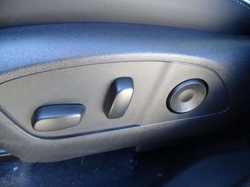 New 2025 Buick Enclave Sport Touring w/ Power Package FWD image 29