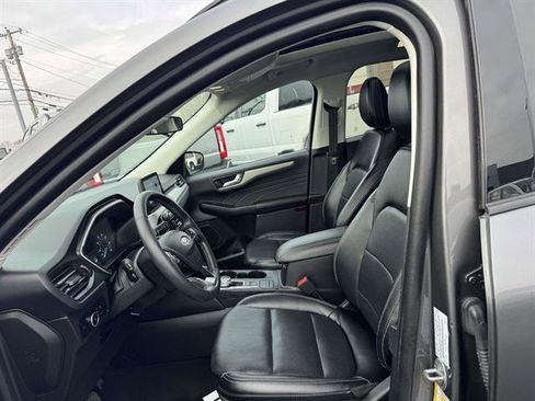 Used 2022 Ford Escape SEL image 11