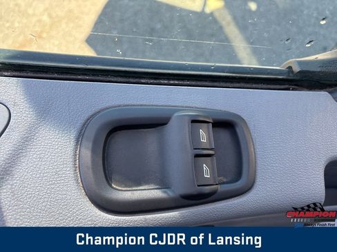 Used 2019 Ford Transit 250 148 Low Roof image 19