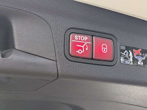 New 2026 Mercedes-Benz GLE 450 4MATIC image 13