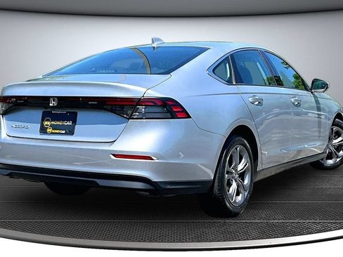 Used 2024 Honda Accord EX image 6