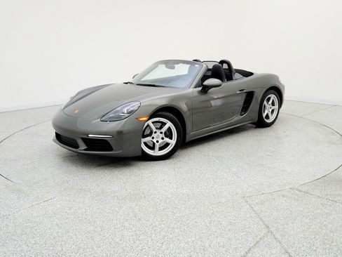 Used 2021 Porsche 718 Boxster image 1