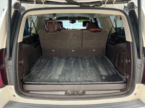 Used 2015 Chevrolet Suburban LTZ AWD/4WD image 13