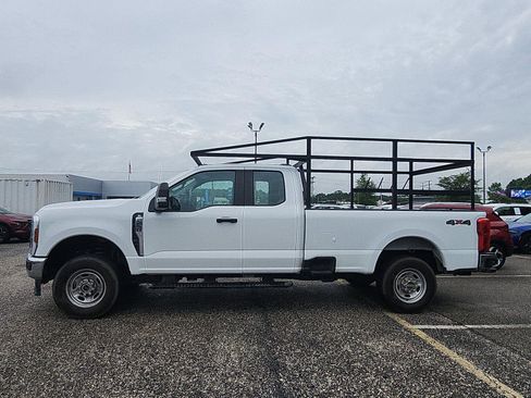 Used 2024 Ford F250 XL w/ Snow Plow Prep Package AWD/4WD image 2