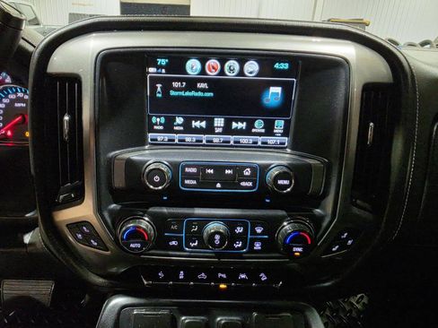 Used 2018 Chevrolet Silverado 1500 LTZ Z71 w/ LTZ Plus Package AWD/4WD image 40