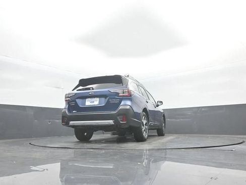 Used 2022 Subaru Outback Touring XT AWD/4WD image 38