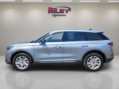 Used 2023 Lincoln Corsair AWD image 2
