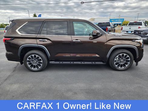 Used 2024 Toyota Sequoia Limited image 4