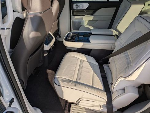Certified 2023 Lincoln Navigator Black Label image 24