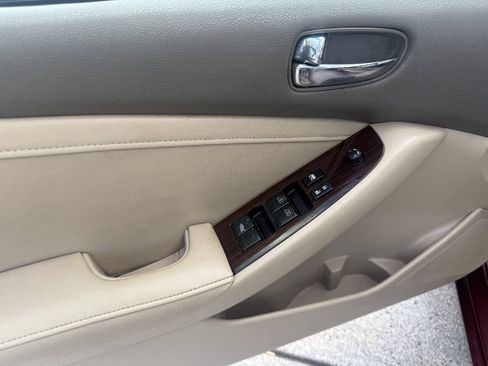 Used 2012 Nissan Altima 2.5 SL w/ 2.5SL Pkg FWD image 16