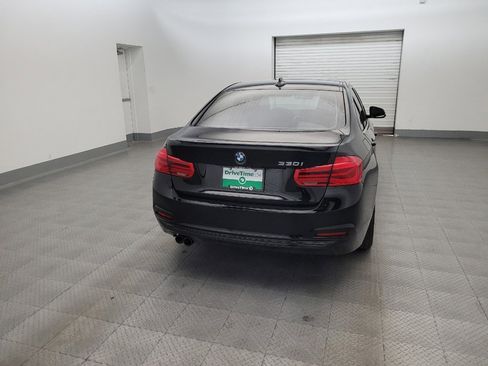 Used 2017 BMW 330i Sedan RWD image 7