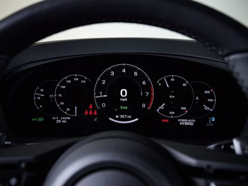 New 2026 Porsche Cayenne E-Hybrid Coupe AWD/4WD image 15
