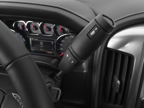 Used 2017 Chevrolet Silverado 2500 LTZ w/ Midnight Edition image 8