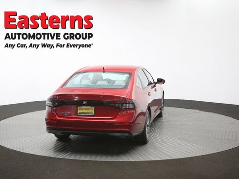 Used 2023 Honda Accord EX image 38