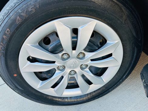 Used 2013 Hyundai Sonata GLS image 26