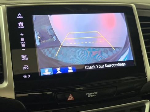 Used 2018 Honda Pilot Touring image 28