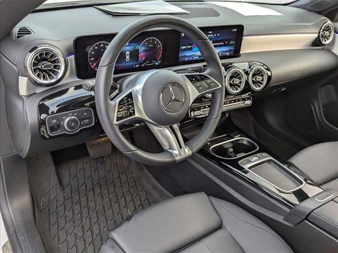 Certified 2025 Mercedes-Benz CLA 250 image 10