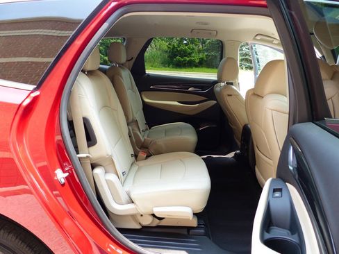 Used 2021 Buick Enclave Essence w/ Sound and Sites Package image 46