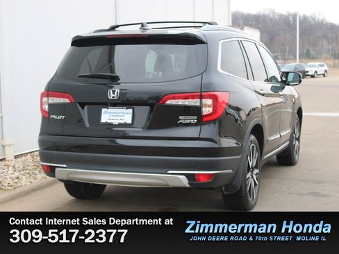 Used 2019 Honda Pilot Touring image 2