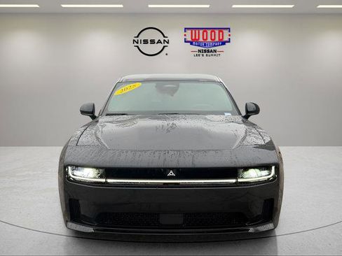 Used 2025 Dodge Charger Daytona R/T w/ Plus Group AWD/4WD image 8