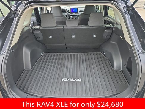 Used 2024 Toyota RAV4 XLE image 18