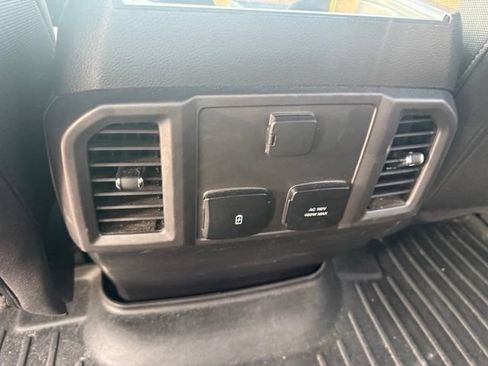 Used 2018 Ford F150 XLT w/ Equipment Group 302A Luxury AWD/4WD image 15