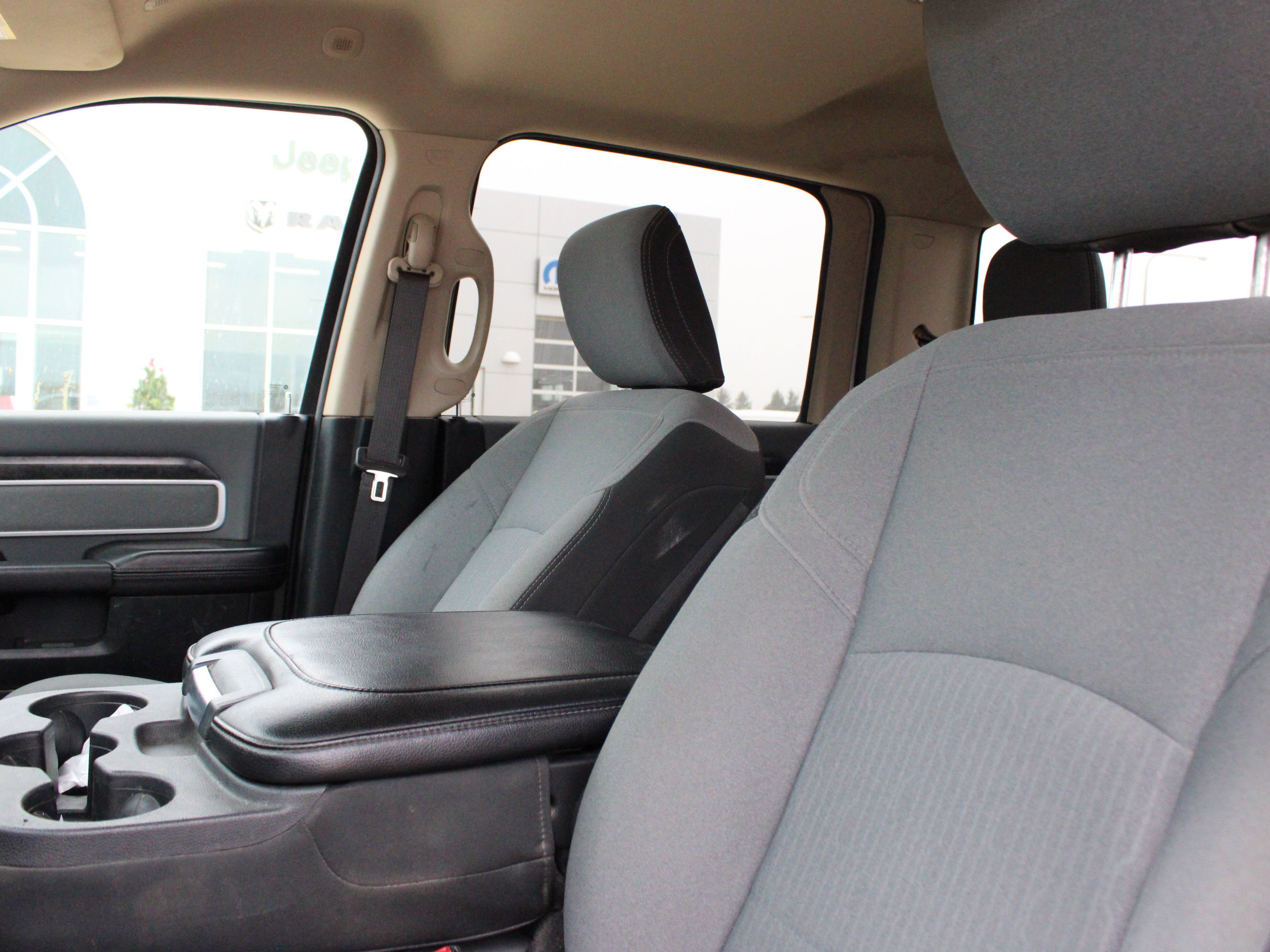 Used 2020 RAM 2500 Big Horn AWD/4WD image 16