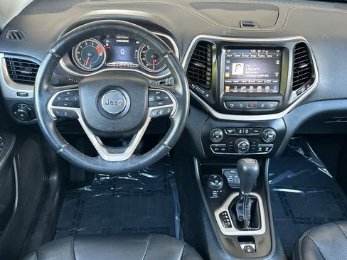 Used 2016 Jeep Cherokee Limited w/ Luxury Group AWD/4WD image 15
