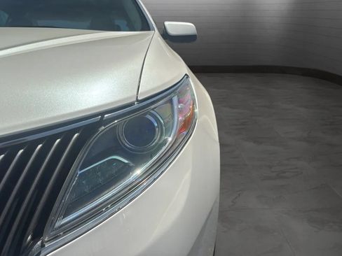 Used 2014 Lincoln MKS w/ Equipment Group 101A FWD image 31
