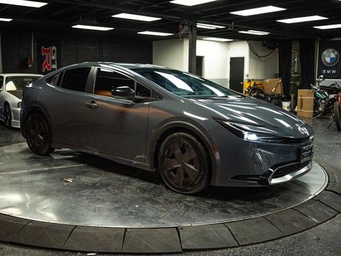 Used 2023 Toyota Prius Prime image 5
