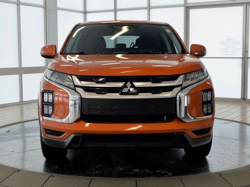 Used 2020 Mitsubishi Outlander Sport SE image 3