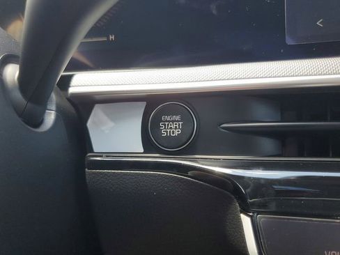 Used 2025 Kia K5 LXS image 19