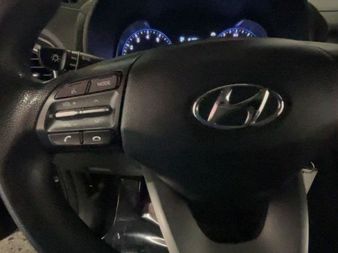 Used 2020 Hyundai Kona SE AWD/4WD image 36