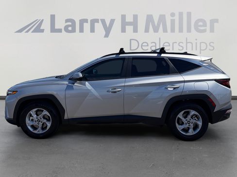 Used 2024 Hyundai Tucson SEL FWD image 2