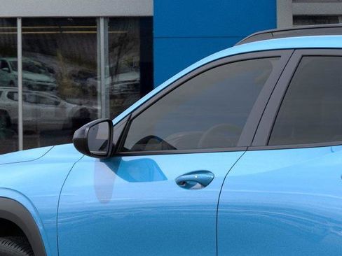 New 2026 Chevrolet Trax RS w/ Sunroof Package image 42
