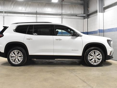Used 2026 GMC Acadia Elevation w/ Elevation Premium Package FWD image 28