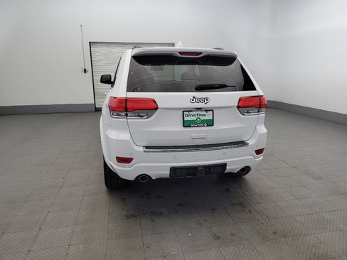 Used 2015 Jeep Grand Cherokee Overland w/ Advanced Technology Group image 6