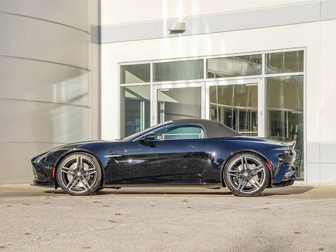 New 2026 Aston Martin V8 Vantage Roadster image 11