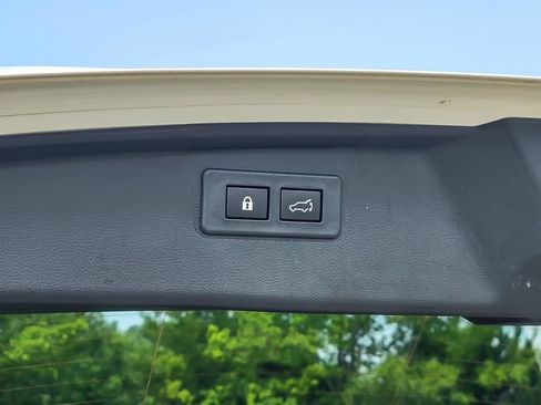 Certified 2024 Subaru Outback Onyx Edition XT AWD/4WD image 28