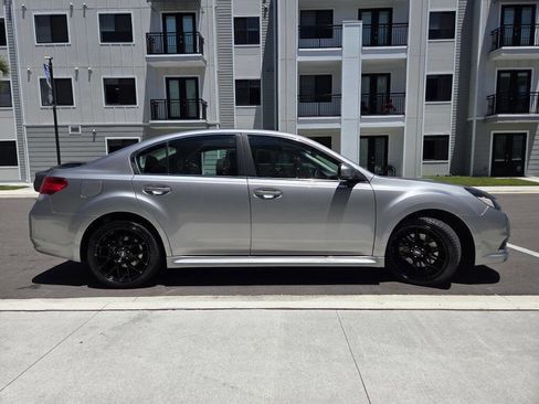 Used 2010 Subaru Legacy 2.5GT Limited w/ Popular Equipment Group 1A AWD/4WD image 5