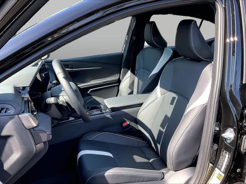 Certified 2026 Toyota Camry Hybrid w/ Multimedia Upgrade Package FWD image 7
