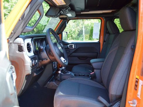 New 2025 Jeep Wrangler Sahara w/ Safety Group image 25