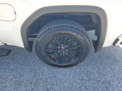 Used 2023 GMC Sierra 1500 Elevation image 19